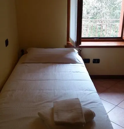 Apart Otel Casa Vacanze Da Edo Civate