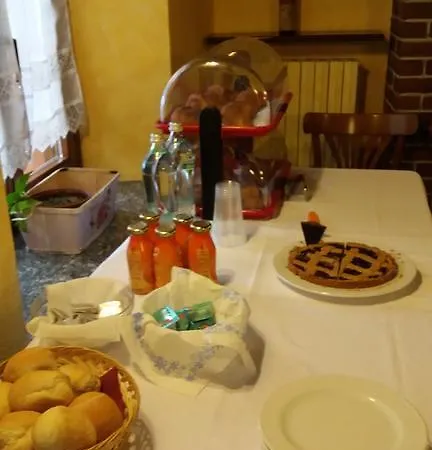 Casa Vacanze Da Edo Ξενοδοχείο με διαμερίσματα Civate